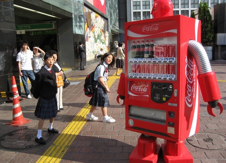 coca cola robot