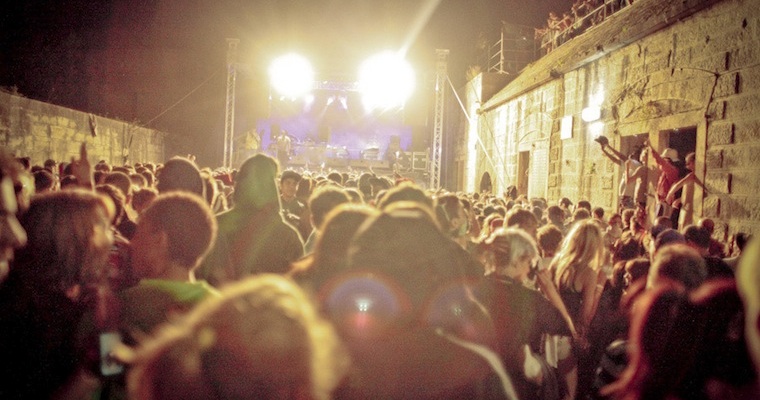 Dimensions 2012