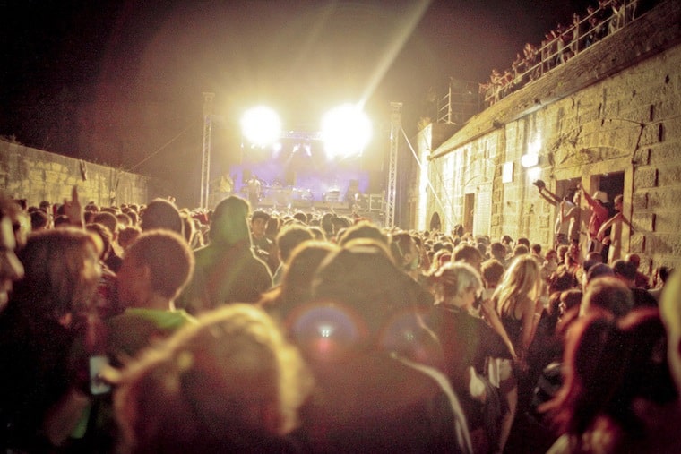 Dimensions 2012