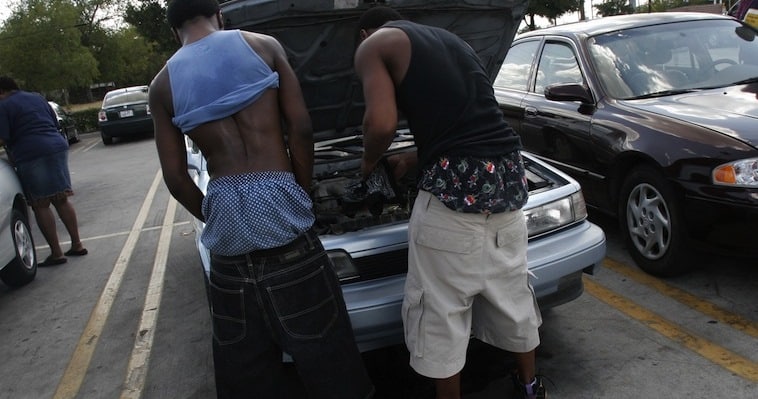 Pull Up Your Pants Agency – Prank