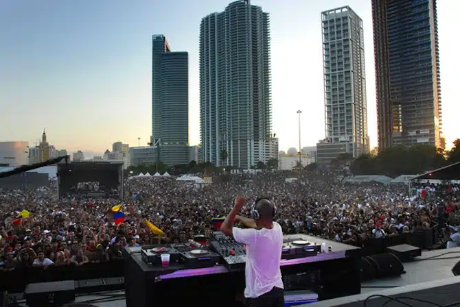 EDM