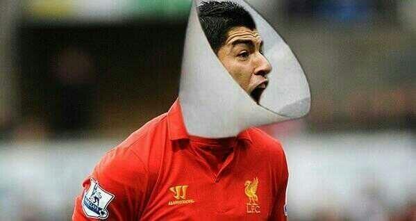 Luis Suarez biting 1