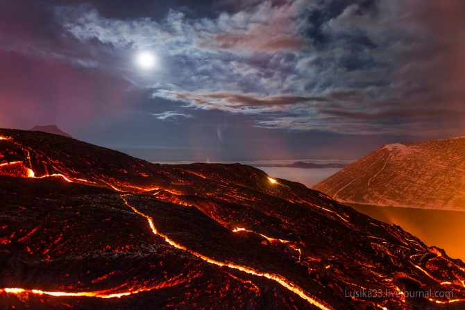 Tolbachic Volcano - Lusika33 - Misty Moon