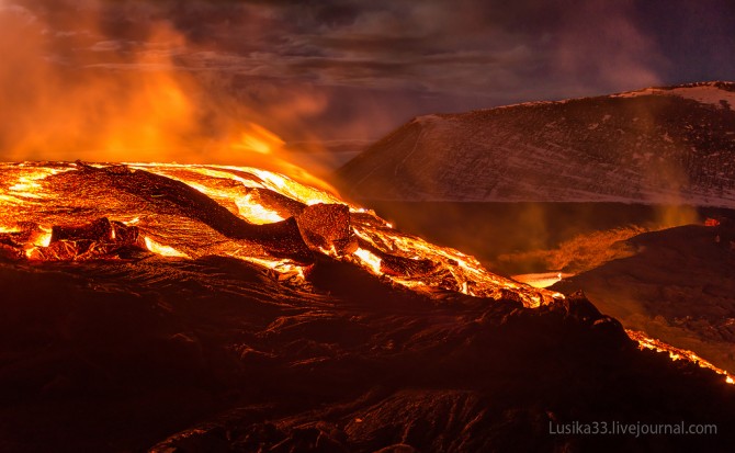 Tolbachic Volcano - Lusika33 - Mountain On Fire