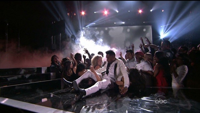 MIGUEL LEG DROP