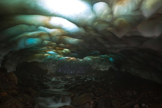 ICE CAVE