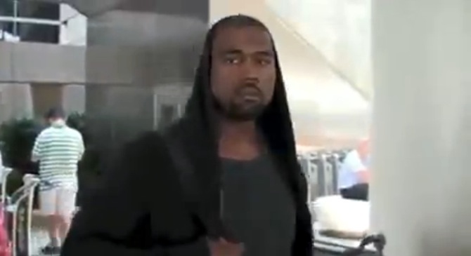 KANYE PAPS