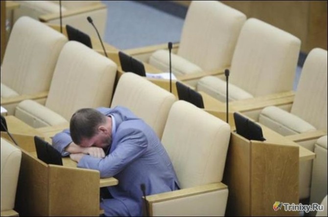 From Russia With Love - Lawyers And Politicians Edition - Sleepy time