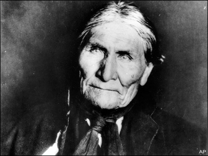 Geronimo - Apache Warrior Hero - Aged
