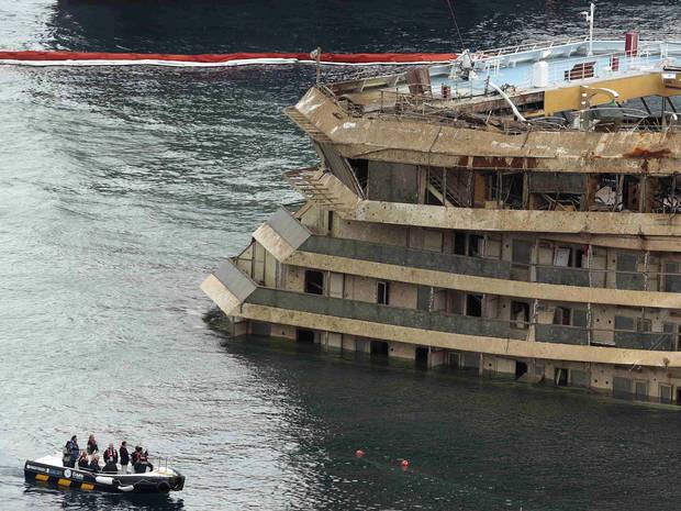 Costa Concordia 11