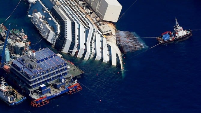 Costa Concordia 3