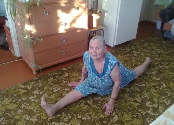 Awesome Photos From Russia With Love - Gran Doing Splits