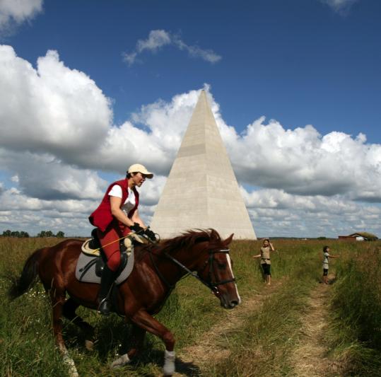 Healing Pyramid - Alexander Golod - Large