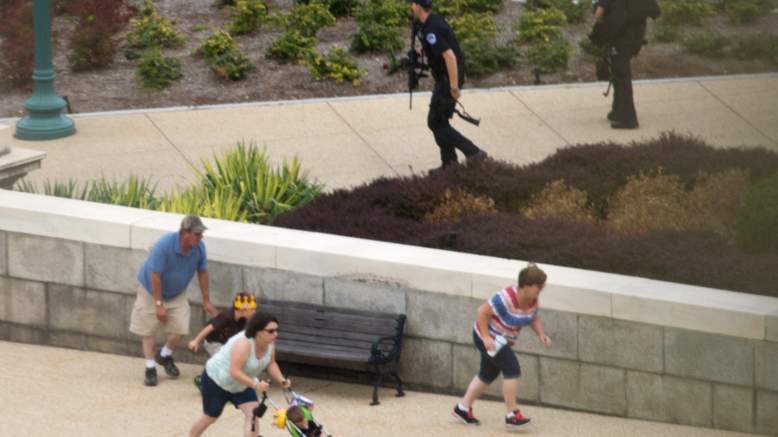 US-POLITICS-SHOOTINGS-CAPITOL