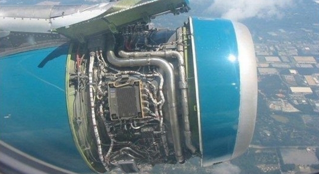 Awesome Photos From Russia With Love - Plane Engine