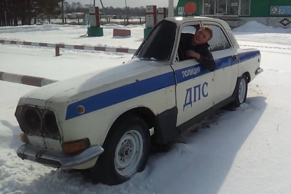 Awesome Photos From Russia With Love - Police Car