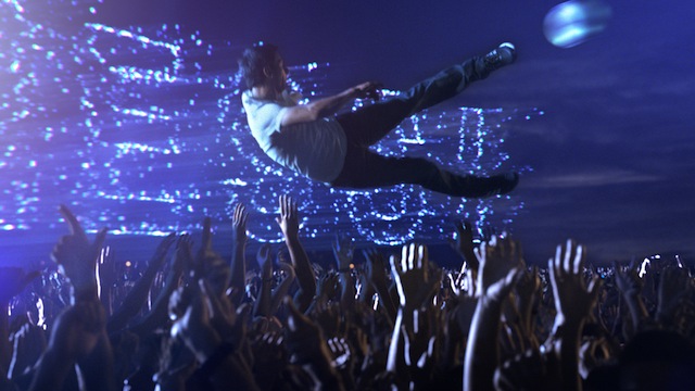 Crowd Surf