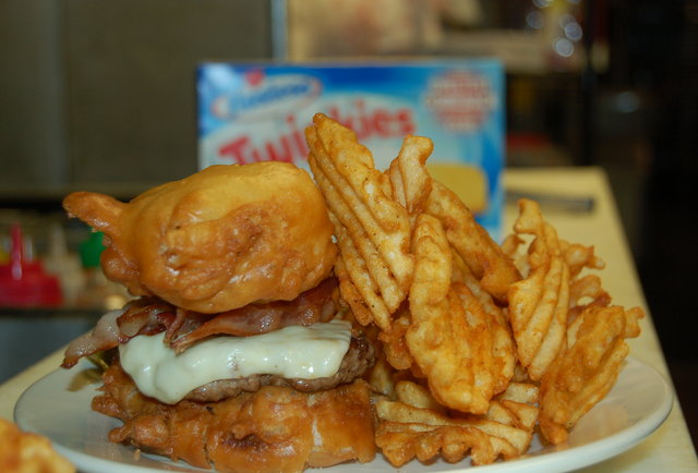 Deep Fried Twinkie Burger 4