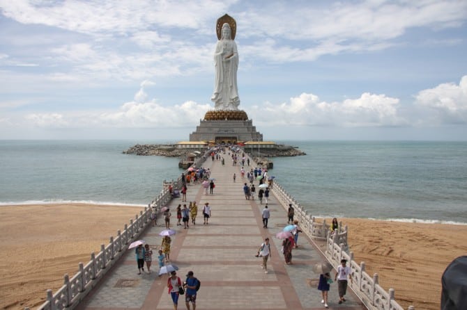 Tallest Statues In The World - China - Guan Yin of the South Sea of Sanya people