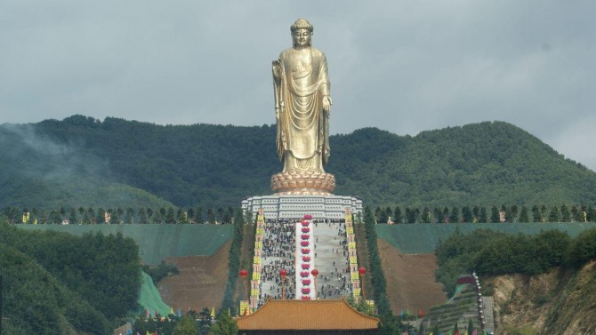 Tallest Statues In The World - Spring Temple Buddha stairs
