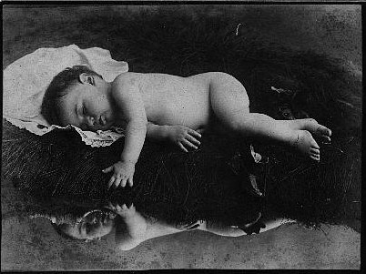 Victorian Death Photos - Momento Mori - Baby 2