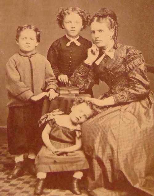 Victorian Death Photos - Momento Mori - Child