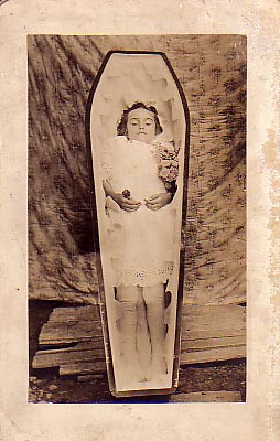 Victorian Death Photos - Momento Mori - Girl
