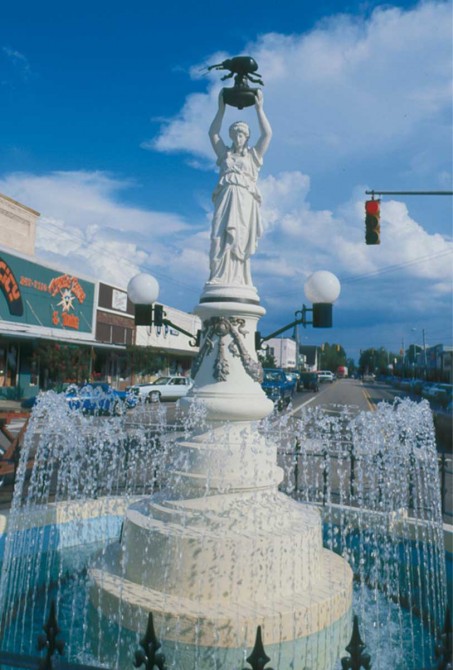 Weird Distrbing Statues - Alabama, Weevil fountain