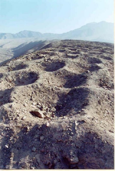 Band of Holes - Pisco Valley - Peru - close up