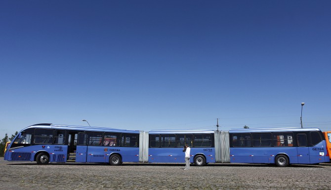 A view of what the Curitiba City Hall is calling the world's longest articulated bus in Curitiba