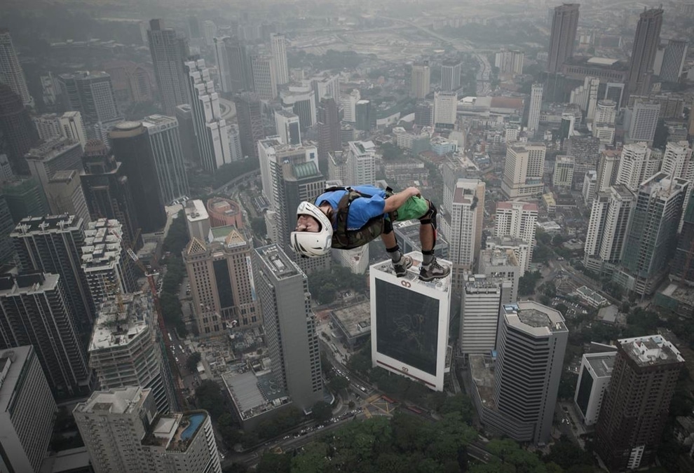 base jump balaysia