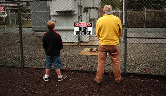 The Darwin Awards: Stupid Ways To Die #1