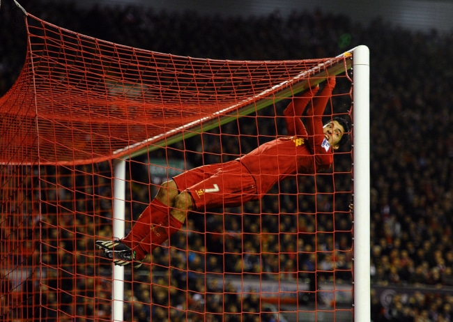 suarez celebrates