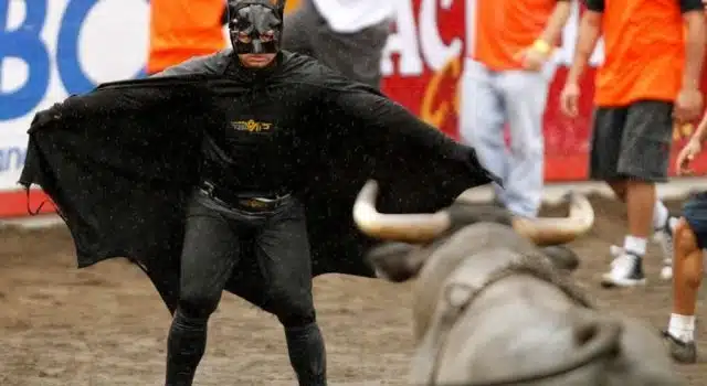 The Darwin Awards: Stupid Ways To Die #3