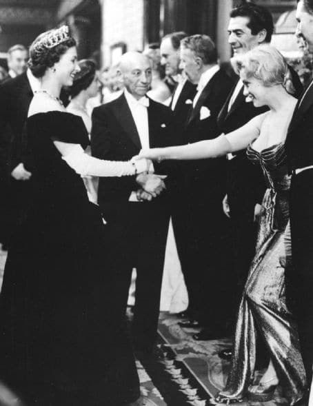 Historyical Photos - Marliyn and Elizabeth 59