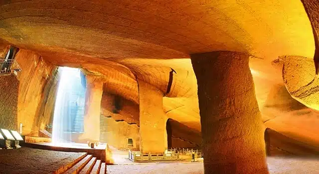 PHOTOS: The Mysterious Chinese Longyou Grotto