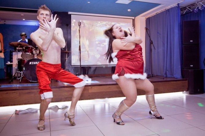 Russia With Love - Dancing Duo