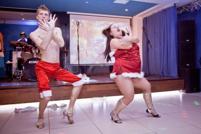 Russia With Love - Dancing Duo