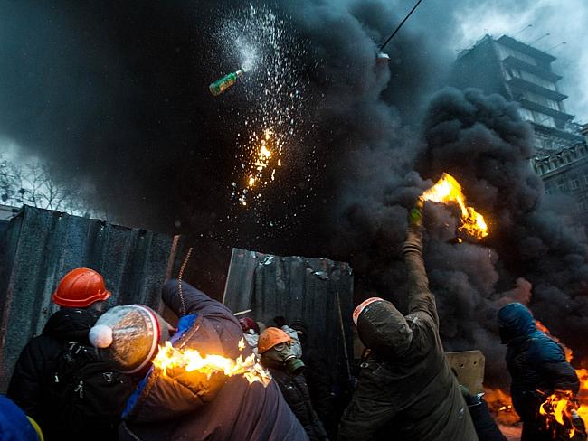 Ukraine - Riots - News - Molotov