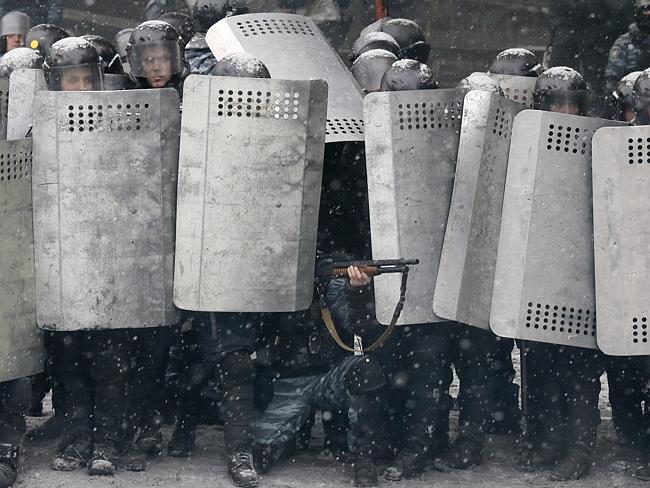 Ukraine - Riots - News - police 2