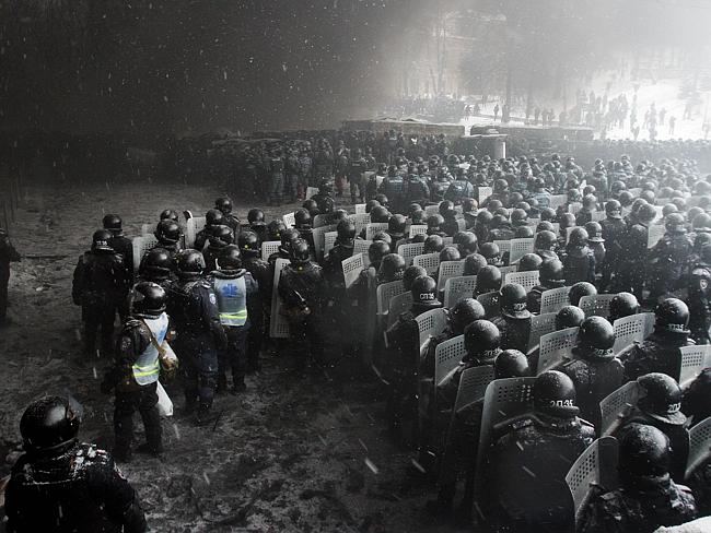 Ukraine - Riots - News - storm troopers