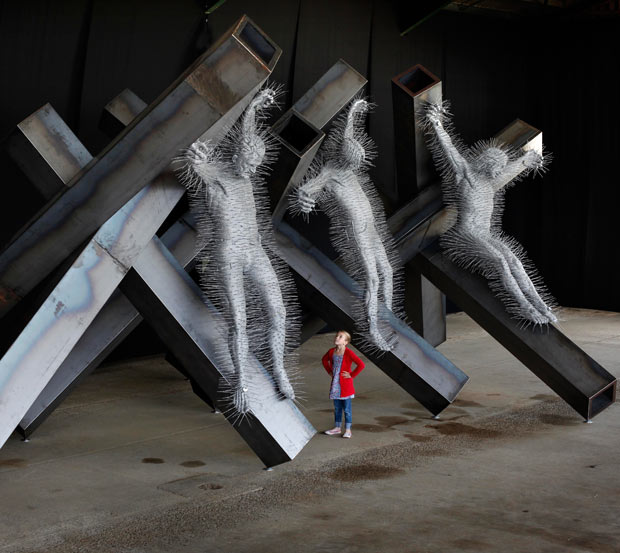 David Mach - Coathanger Art - Golgotha 2011