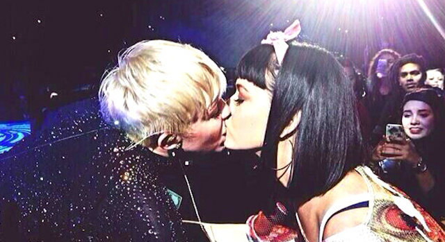 Miley Cyrus Katy Perry Kiss