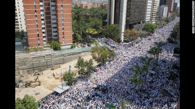 Venezuelan Riots 10