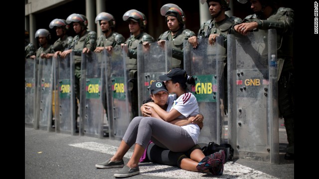 Venezuelan Riots 6