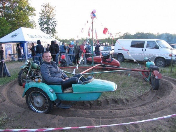 Awesome Photos From Russia With Love - fun fair