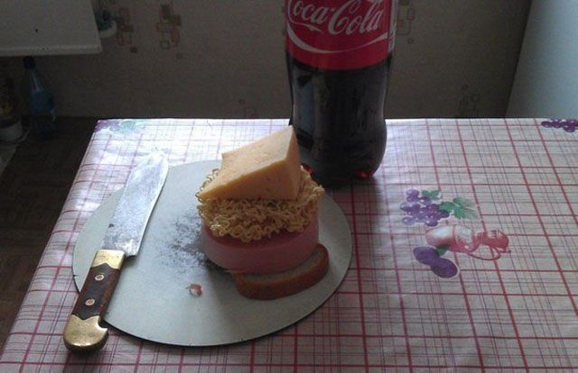Awesome Photos From Russia With Love - killer sarnie
