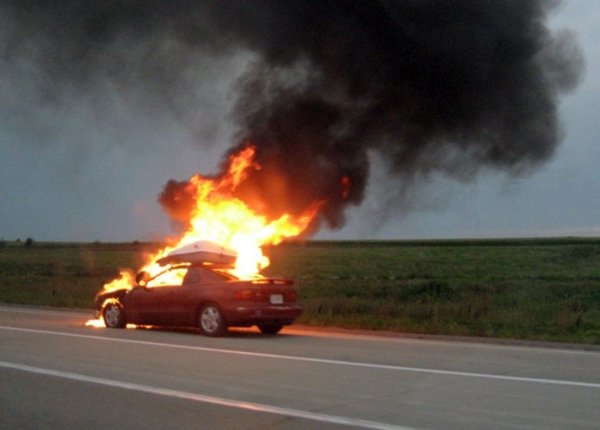 Darwin Awards - car fire vacuum hoover