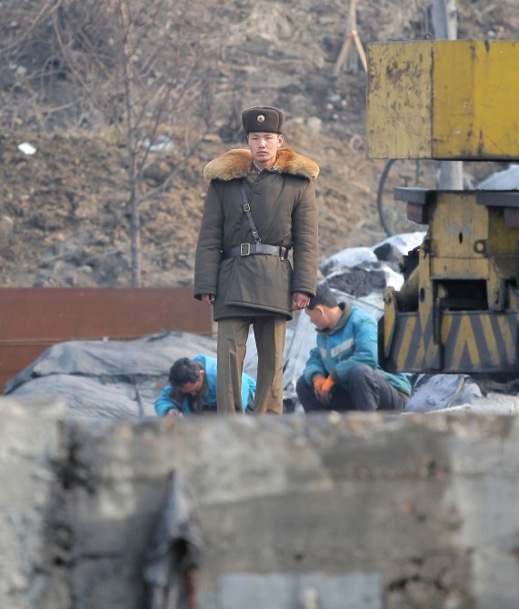 North Korea Political Prisoner - guards 3