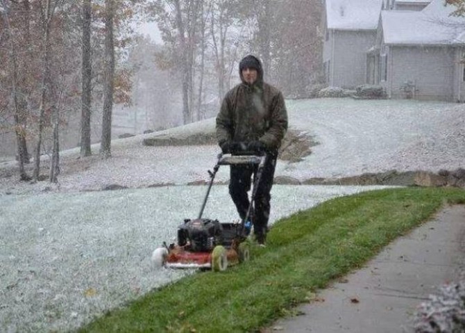 Awesome Photos From Russia With Love - snow mower